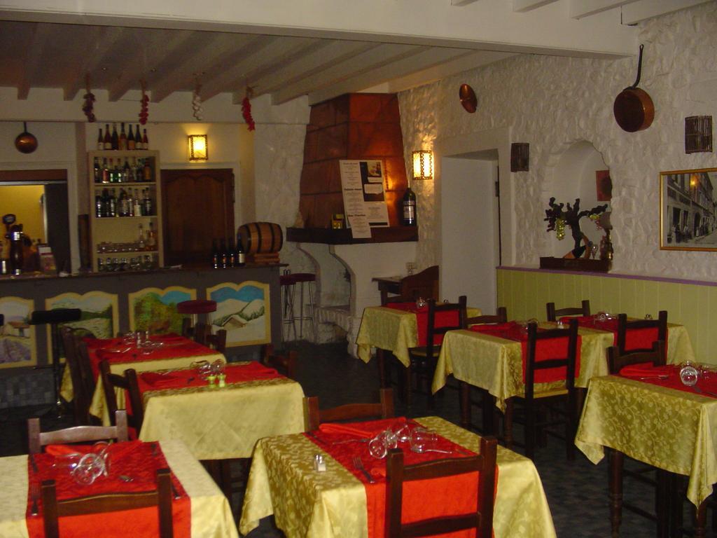 Hotel Le Saint Domingue Die Exterior foto